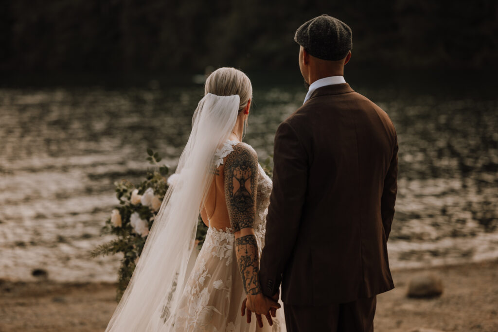 tatianasardozphotography-wheretoelopeinbc-bcelopements-elopementbc-adventureweddingbc-elopementvancouver-bcelopementpackages
