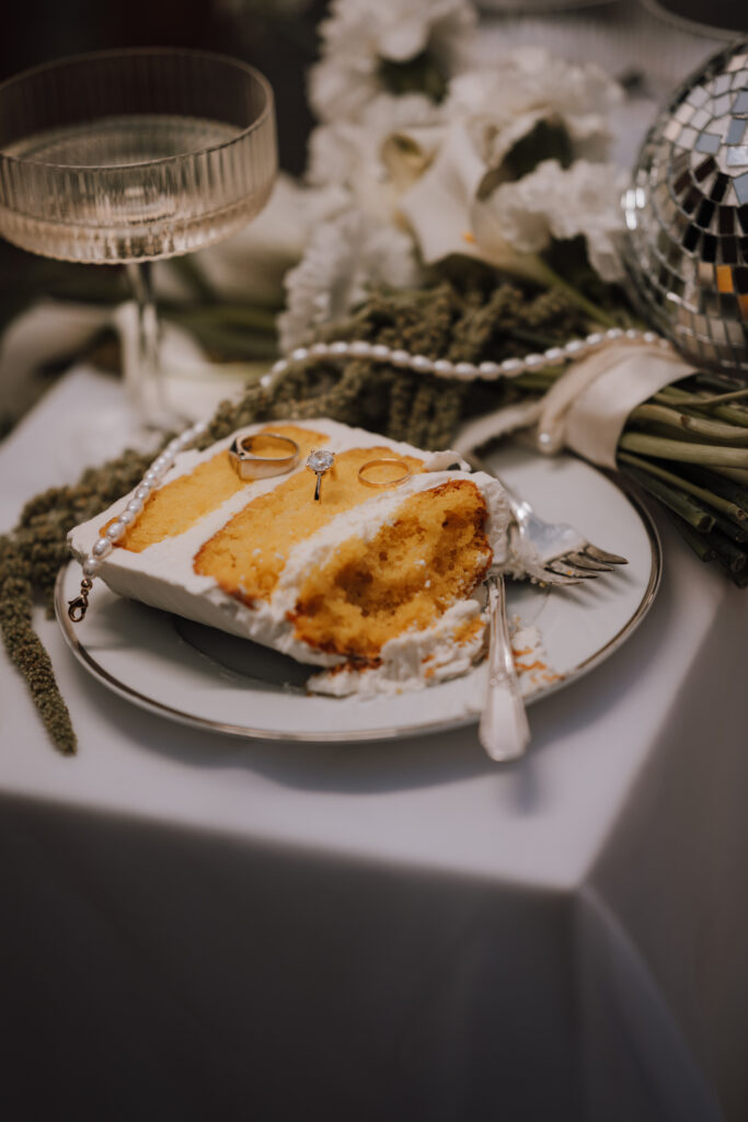 tatianasardozphotography-wheretoelopeinbc-bcelopements-elopementbc-adventureweddingbc-elopementvancouver-bcelopementpackages